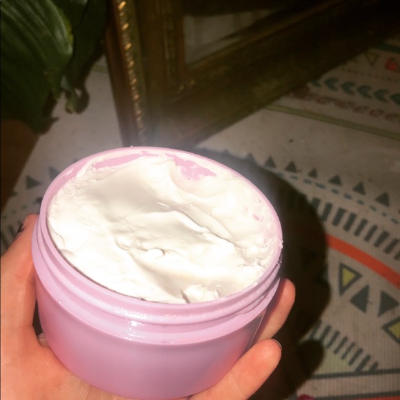 Bath and body lotion bundle - Picture 3 of 4